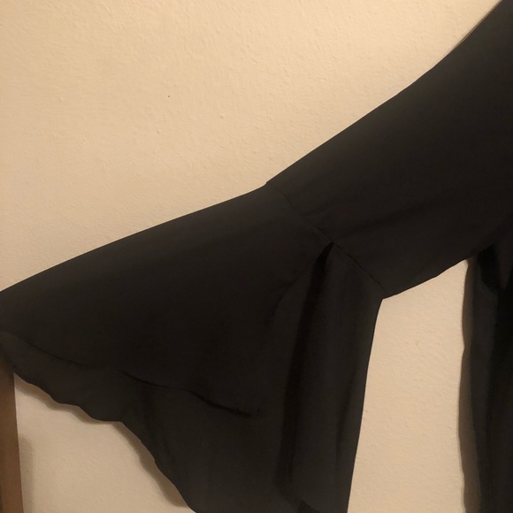 Basic black long sleeved blouse - Picture 3 of 4